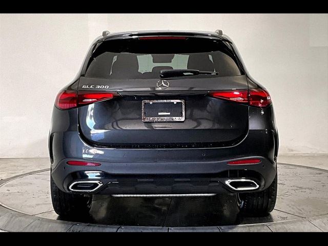 2024 Mercedes-Benz GLC 300