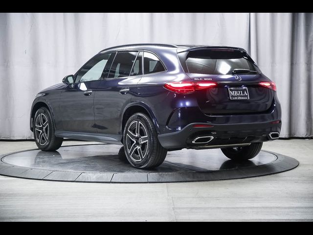 2024 Mercedes-Benz GLC 300