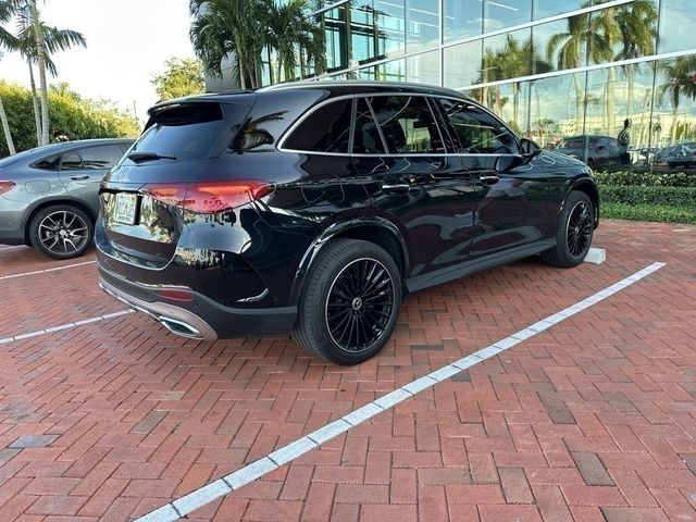 2024 Mercedes-Benz GLC 300