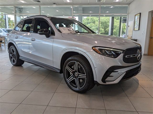 2024 Mercedes-Benz GLC 300