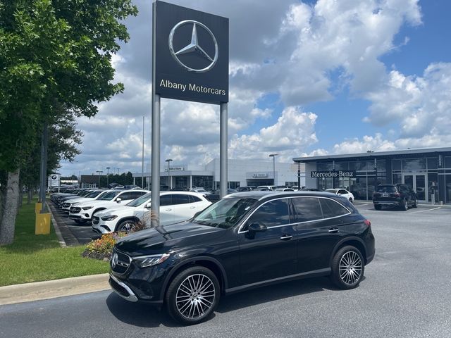 2024 Mercedes-Benz GLC 300