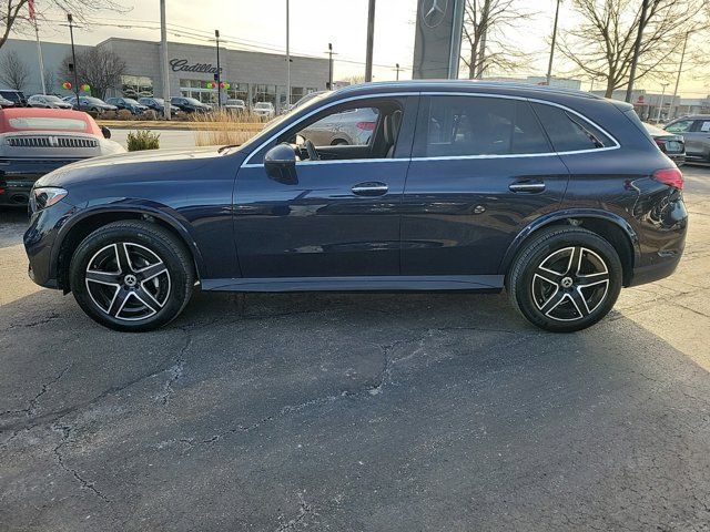 2024 Mercedes-Benz GLC 300