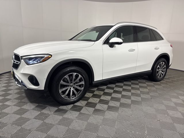 2024 Mercedes-Benz GLC 300