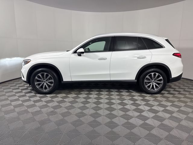 2024 Mercedes-Benz GLC 300