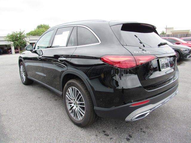 2024 Mercedes-Benz GLC 300