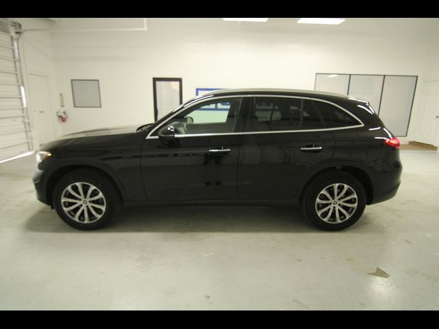 2024 Mercedes-Benz GLC 300