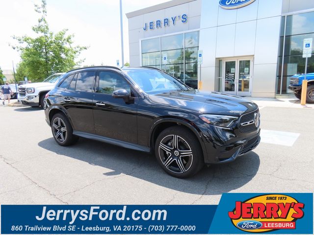 2024 Mercedes-Benz GLC 300