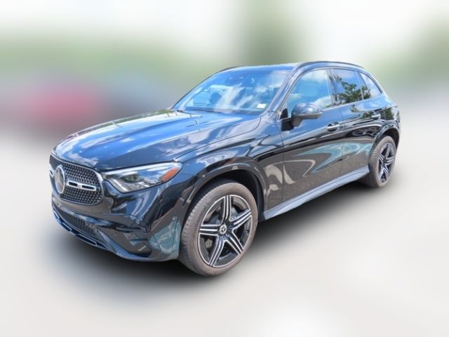 2024 Mercedes-Benz GLC 300