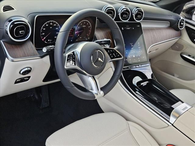 2024 Mercedes-Benz GLC 300