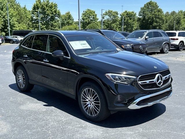 2024 Mercedes-Benz GLC 300