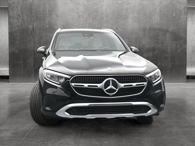 2024 Mercedes-Benz GLC 300