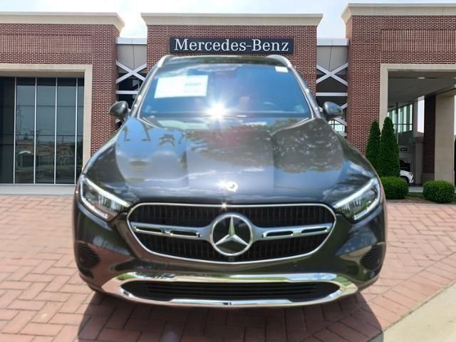 2024 Mercedes-Benz GLC 300