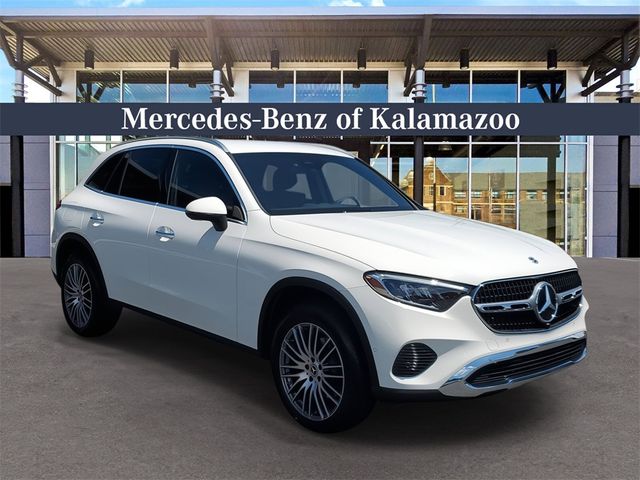 2024 Mercedes-Benz GLC 300