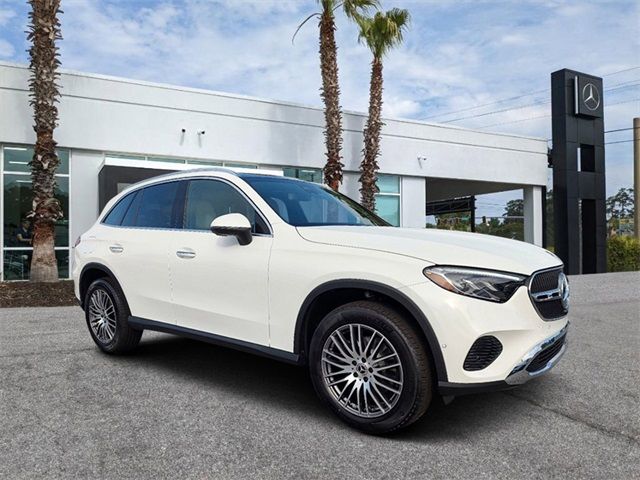 2024 Mercedes-Benz GLC 300