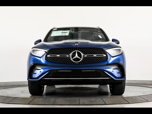 2024 Mercedes-Benz GLC 300