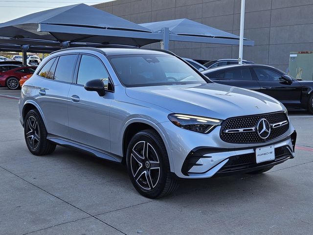 2024 Mercedes-Benz GLC 300