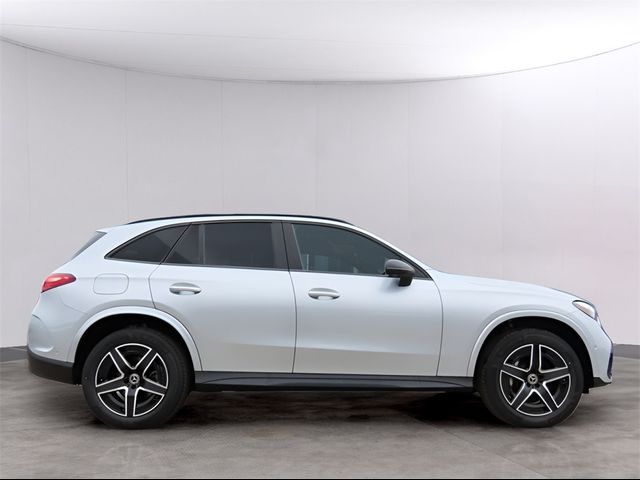 2024 Mercedes-Benz GLC 300