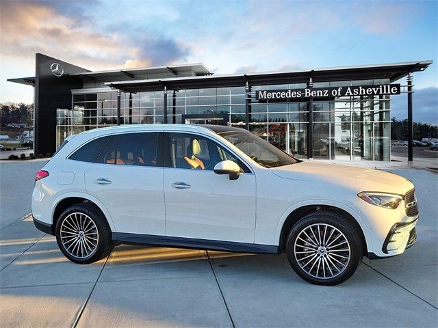 2024 Mercedes-Benz GLC 300