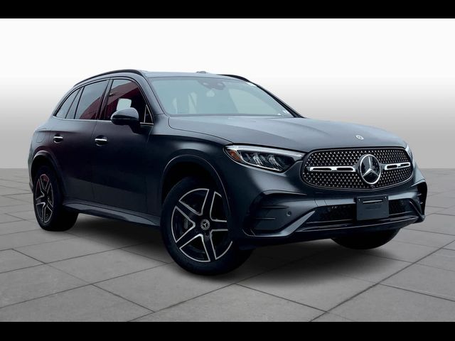 2024 Mercedes-Benz GLC 300