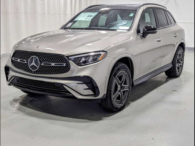 2024 Mercedes-Benz GLC 300