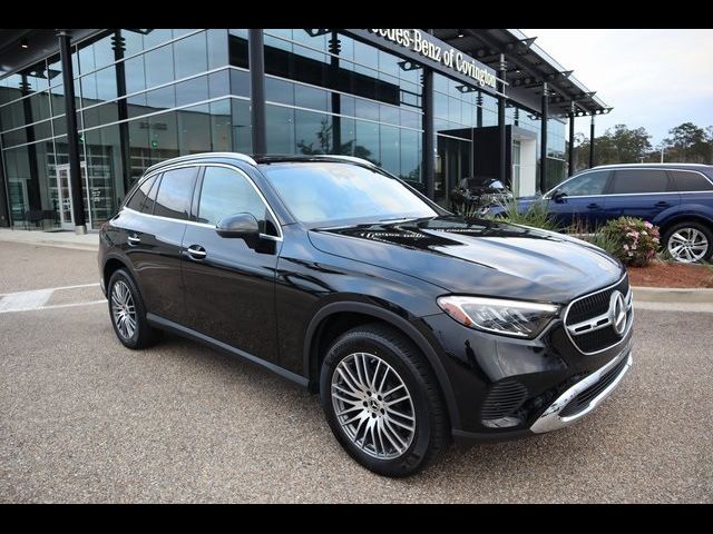 2024 Mercedes-Benz GLC 300