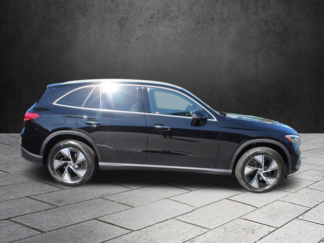 2024 Mercedes-Benz GLC 300