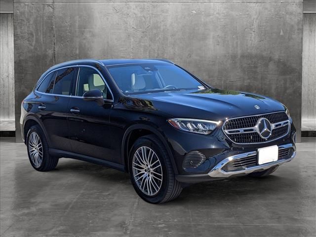 2024 Mercedes-Benz GLC 300