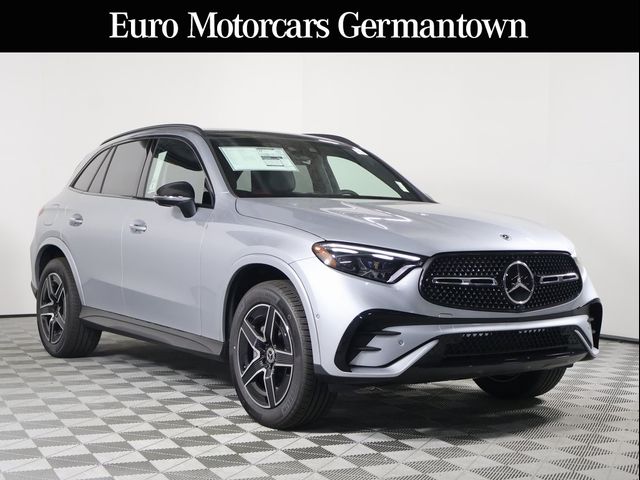 2024 Mercedes-Benz GLC 300