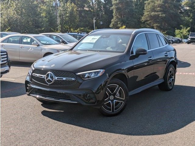 2024 Mercedes-Benz GLC 300