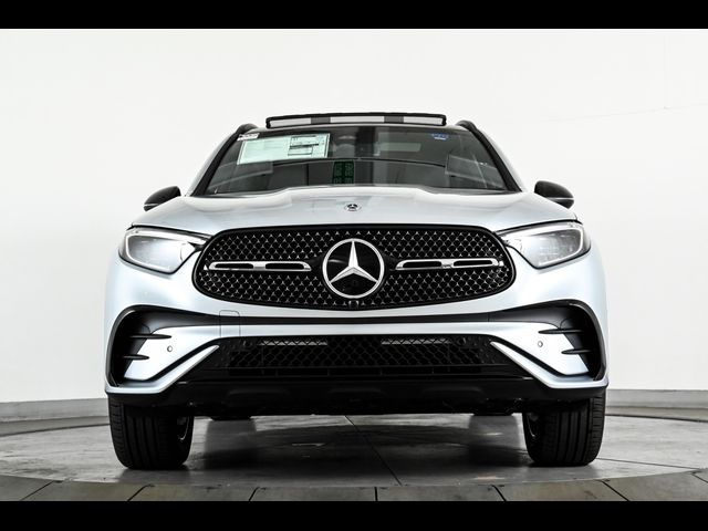 2024 Mercedes-Benz GLC 300