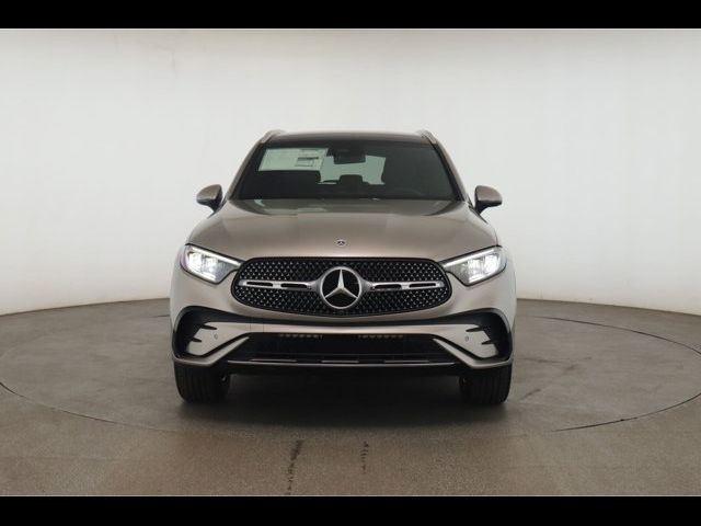 2024 Mercedes-Benz GLC 300