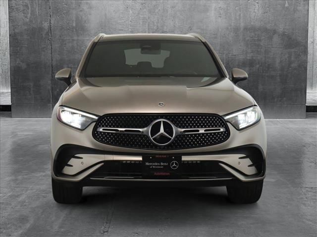 2024 Mercedes-Benz GLC 300