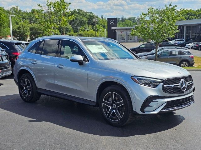 2024 Mercedes-Benz GLC 300