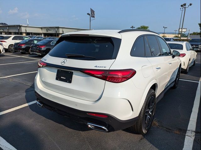 2024 Mercedes-Benz GLC 300