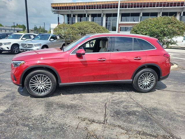 2024 Mercedes-Benz GLC 300