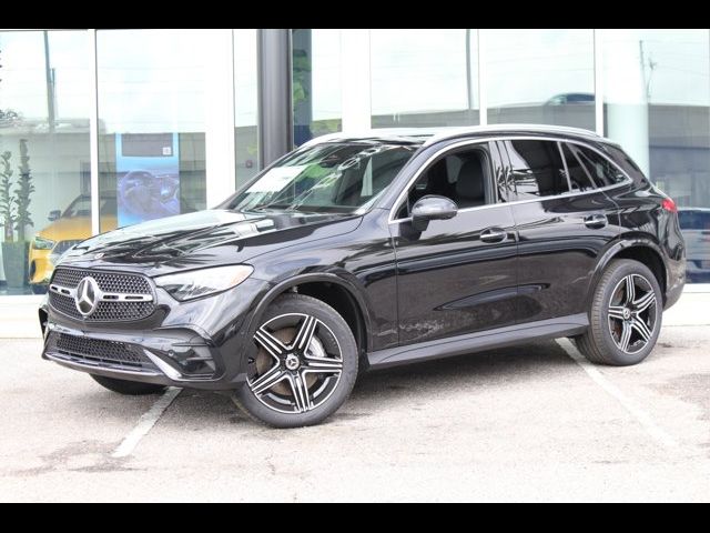 2024 Mercedes-Benz GLC 300