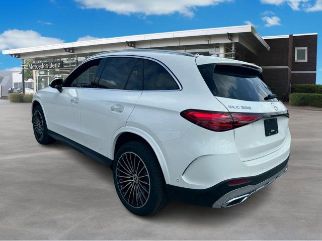 2024 Mercedes-Benz GLC 300