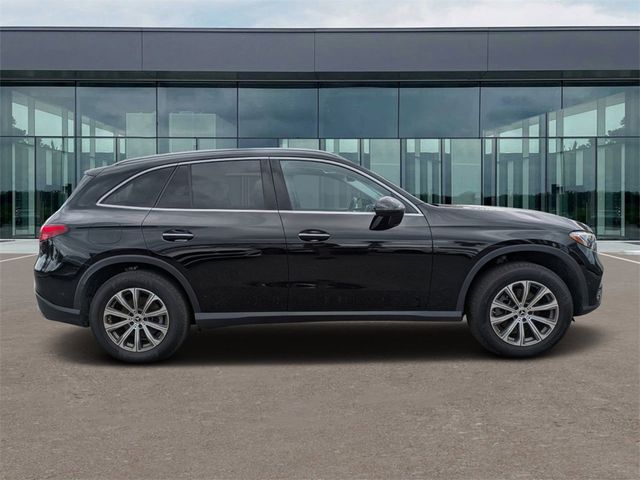 2024 Mercedes-Benz GLC 300