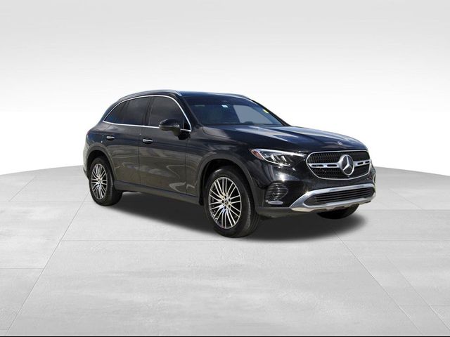 2024 Mercedes-Benz GLC 300