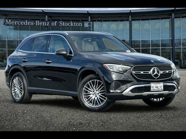 2024 Mercedes-Benz GLC 300