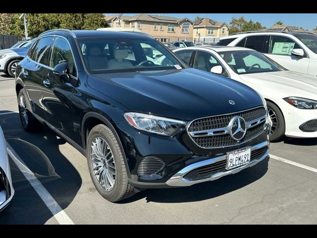 2024 Mercedes-Benz GLC 300