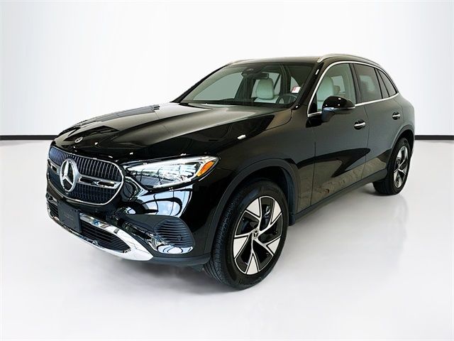 2024 Mercedes-Benz GLC 300