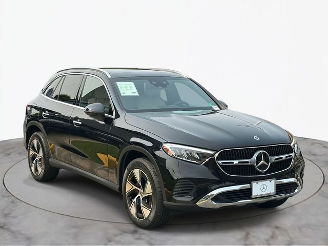 2024 Mercedes-Benz GLC 300