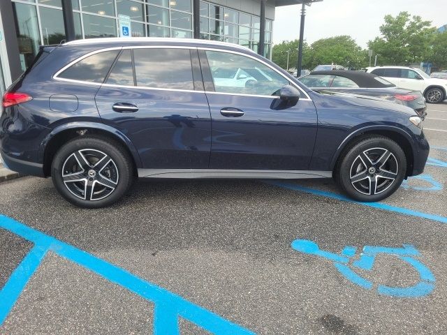 2024 Mercedes-Benz GLC 300