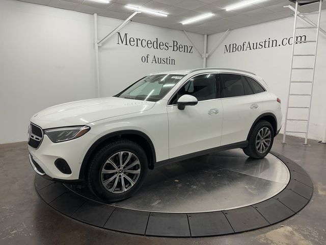 2024 Mercedes-Benz GLC 300