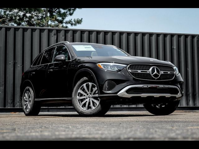 2024 Mercedes-Benz GLC 300