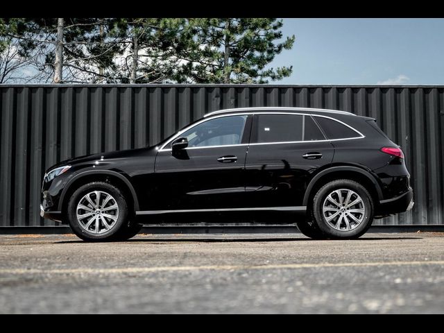 2024 Mercedes-Benz GLC 300