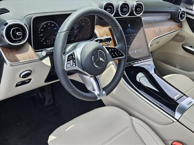 2024 Mercedes-Benz GLC 300