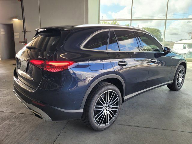 2024 Mercedes-Benz GLC 300