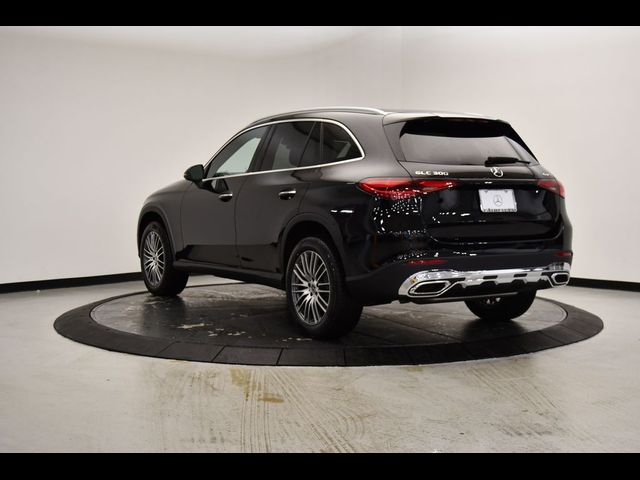 2024 Mercedes-Benz GLC 300